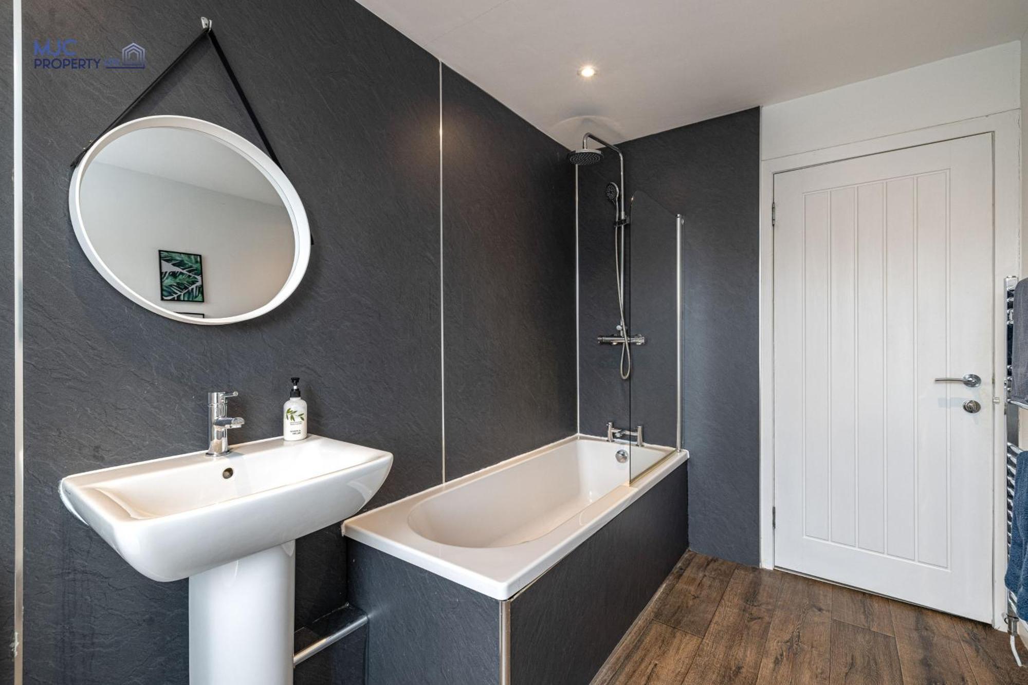Town Centre Apartment Hawick Bagian luar foto