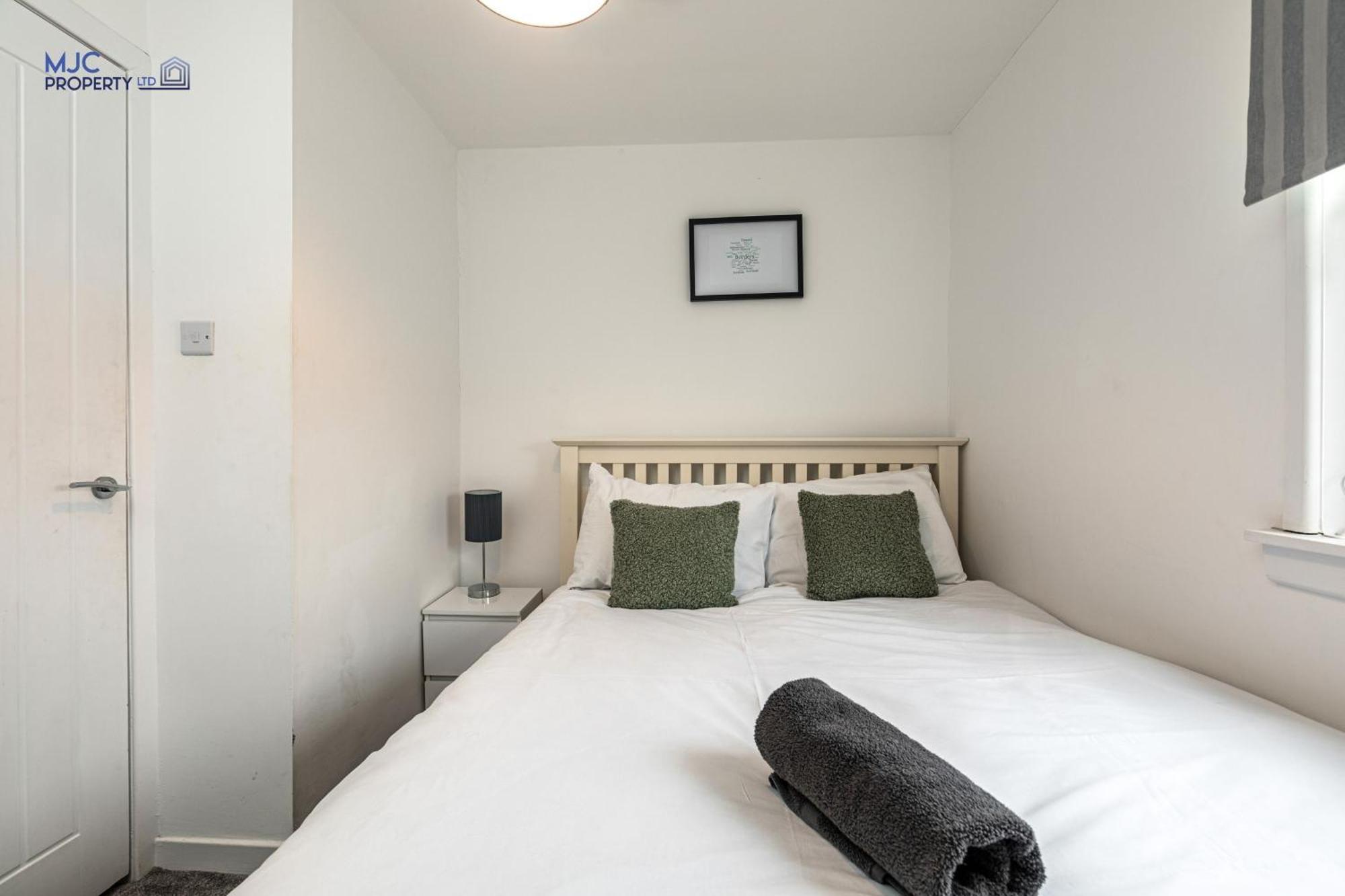 Town Centre Apartment Hawick Bagian luar foto